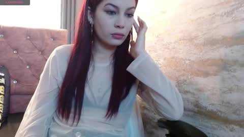 Yuyi online show from 01-12-26, 01:27