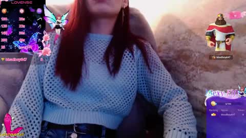Yuyi online show from 05-12-26, 01:36