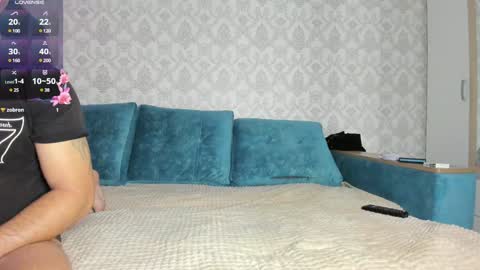 Snapshot of _za_dengi_da_ chatting on 01-25-25, 01:32 Za dengi da online show from 01-25-25, 01:32