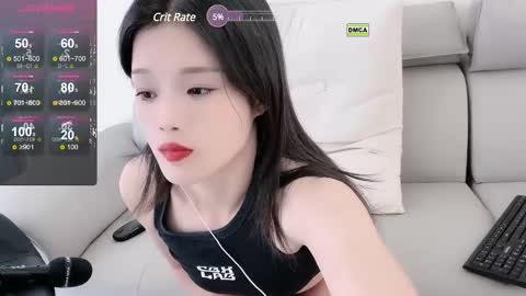 _zizi_ online show from 12-18-24, 06:10