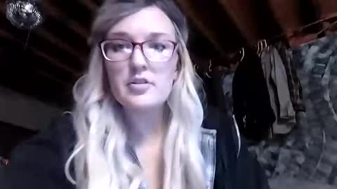 Bree Anna online show from 01-13-25, 03:56