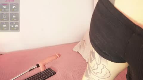 Alexandra  online show from 04-16-26, 09:32