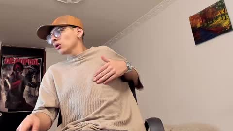 alejo online show from 12-25-24, 08:40