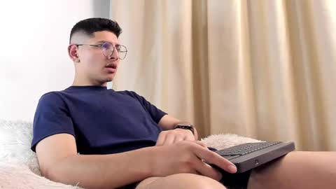 alejo online show from 02-07-25, 04:16