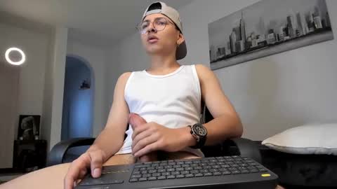 alejo online show from 03-10-25, 09:21