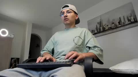 alejo online show from 03-11-25, 06:00