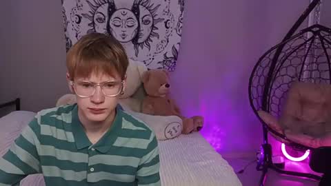 Kris Michael online show from 07-22-26, 03:37