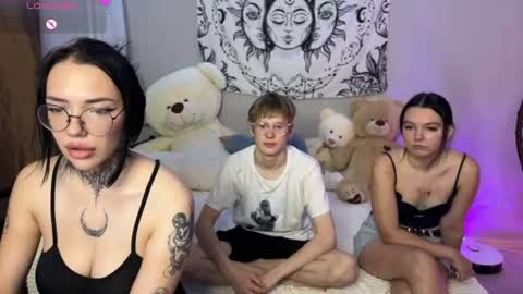 Kris Michael online show from 07-27-26, 06:26