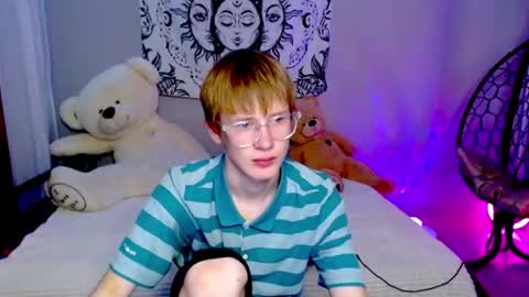Kris Michael online show from 07-28-26, 04:39