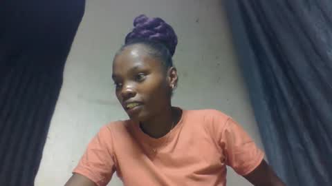 aadienne online show from 05-10-26, 09:25