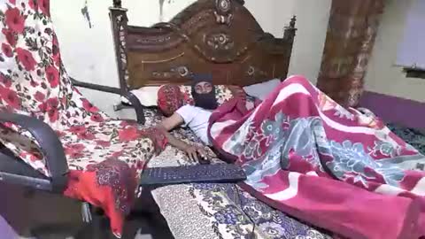 aakhan804 online show from 04-04-26, 11:46