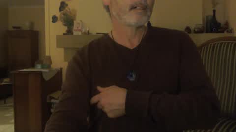 Snapshot of aalex1717 chatting on 12-14-24, 08:40 Aalex1717 online show from 12-14-24, 08:40