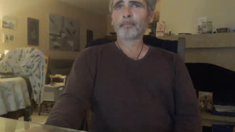 Snapshot of aalex1717 chatting on 12-15-24, 05:10 Aalex1717 online show from 12-15-24, 05:10