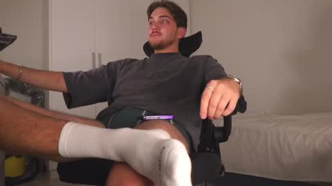 Alex online show from 03-09-26, 01:42