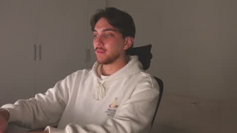 Alex online show from 06-26-26, 04:28