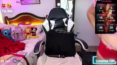 Snapshot of aamanda_queen chatting on 09-29-25, 03:06 aamanda online show from 09-29-25, 03:06