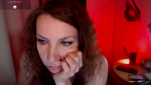 Snapshot of aamazingjoi chatting on 01-03-25, 09:57 Katie online show from 01-03-25, 09:57