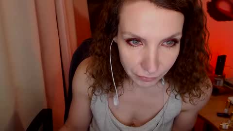 Snapshot of aamazingjoi chatting on 01-20-25, 03:50 Katie online show from 01-20-25, 03:50