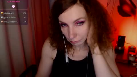 Snapshot of aamazingjoi chatting on 02-09-25, 07:16 Katie online show from 02-09-25, 07:16