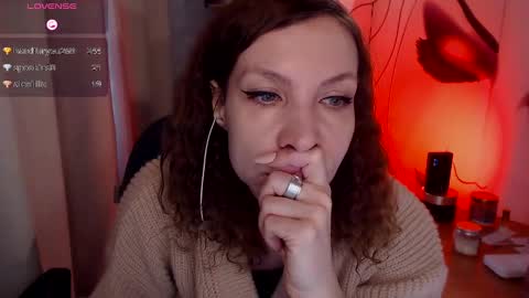 Snapshot of aamazingjoi chatting on 02-10-25, 07:04 Katie online show from 02-10-25, 07:04