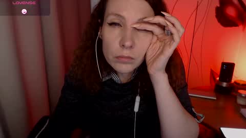 Snapshot of aamazingjoi chatting on 02-13-25, 08:38 Katie online show from 02-13-25, 08:38