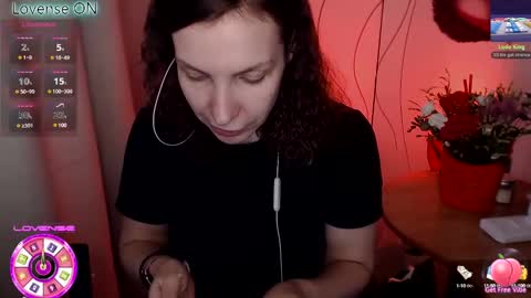 Snapshot of aamazingjoi chatting on 02-18-25, 10:05 Katie online show from 02-18-25, 10:05