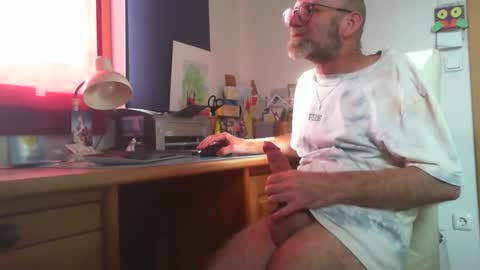Snapshot of aamigo68 chatting on 01-10-25, 11:11 Amigo68 online show from 01-10-25, 11:11