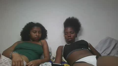 aangevelo online show from 12-17-25, 01:44