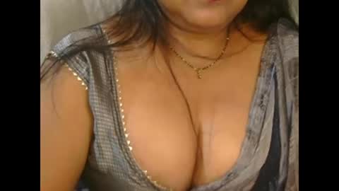 Snapshot of aaradhya_sexy_88 chatting on 03-11-26, 11:38 aaradhya_sexy_88 online show from 03-11-26, 11:38