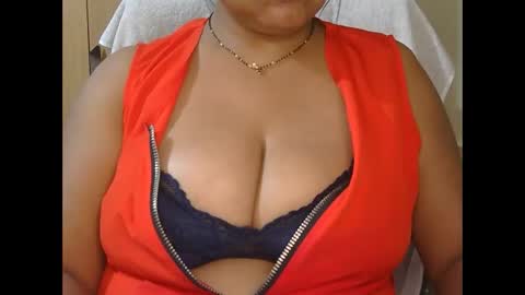 Snapshot of aaradhya_sexy_88 chatting on 03-17-26, 09:01 aaradhya_sexy_88 online show from 03-17-26, 09:01