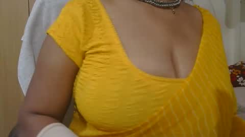 Snapshot of aaradhya_sexy_88 chatting on 03-26-26, 10:21 aaradhya_sexy_88 online show from 03-26-26, 10:21