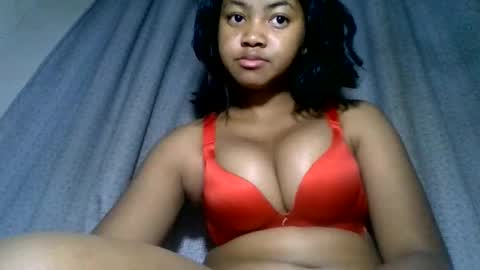 Snapshot of aariciah chatting on 11-22-25, 11:37 aariciah online show from 11-22-25, 11:37