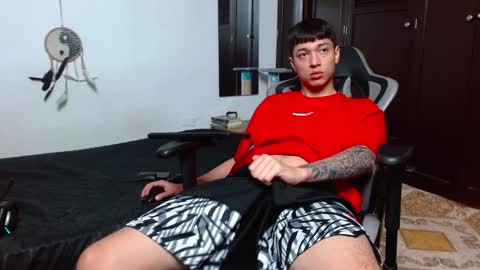 Snapshot of aarman_bannana chatting on 01-22-25, 03:31 aarman online show from 01-22-25, 03:31