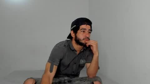 Snapshot of aaron_go chatting on 06-24-26, 05:17 aaron_go online show from 06-24-26, 05:17