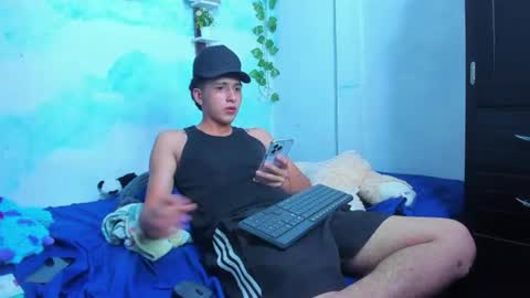 Snapshot of aaron_mercury chatting on 07-20-26, 04:27 aaron_mercury online show from 07-20-26, 04:27