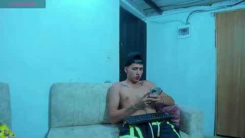 Snapshot of aaron_mercury chatting on 07-25-26, 03:37 aaron_mercury online show from 07-25-26, 03:37