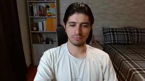 Aaron online show from 03-26-26, 07:30