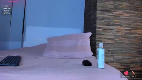 Snapshot of aaron_tate chatting on 02-27-25, 06:50 Aaron Tate online show from 02-27-25, 06:50