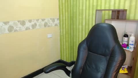 im NiallDun online show from 02-13-25, 02:45