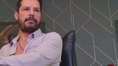 Snapshot of aaronbomer chatting on 01-18-25, 05:31 Aaron online show from 01-18-25, 05:31