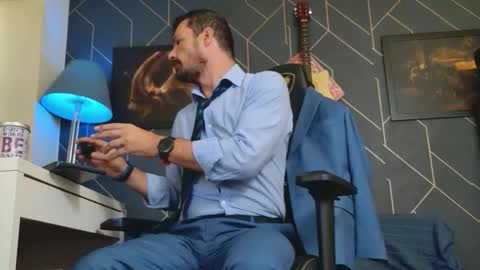 Snapshot of aaronbomer chatting on 09-11-25, 07:30 Aaron online show from 09-11-25, 07:30