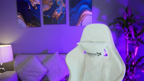 AARON  online show from 01-05-25, 11:44