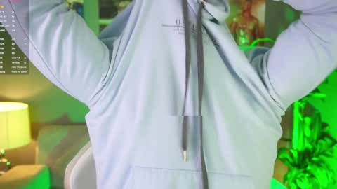 AARON  online show from 01-24-25, 10:32