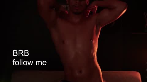 Snapshot of aaronfox_ chatting on 06-29-26, 11:32 AARON online show from 06-29-26, 11:32