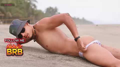 Snapshot of aaronfox_ chatting on 07-20-26, 10:45 AARON online show from 07-20-26, 10:45