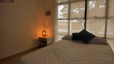 Aaron online show from 03-06-26, 02:02