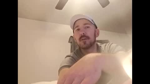 aaronshere888888 online show from 05-07-26, 04:51