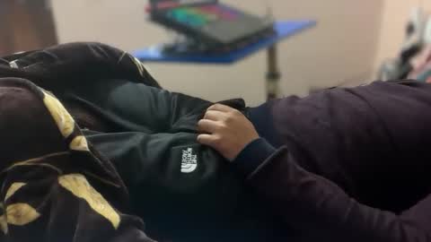 Snapshot of aaryan_sexoo chatting on 12-19-25, 08:43 aaryan_sexoo online show from 12-19-25, 08:43