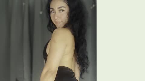 Martina online show from 05-24-26, 01:38