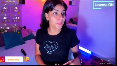Snapshot of abbie_kinky chatting on 10-19-25, 03:01 abbie_kinky online show from 10-19-25, 03:01